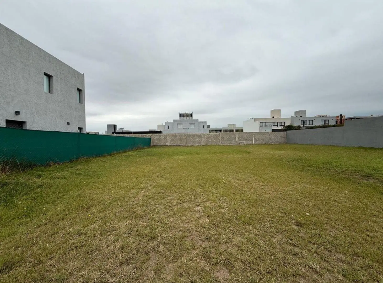 VENTA LOTE 360 M2 APTO DUPLEX DOCTA AVENIDA 5