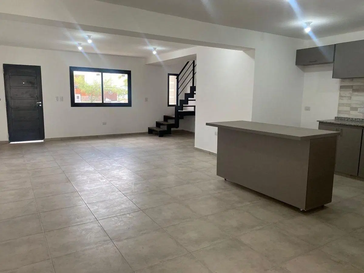 VENTA DUPLEX 3 DORMITORIOS DOCTA - CON PILETA 3