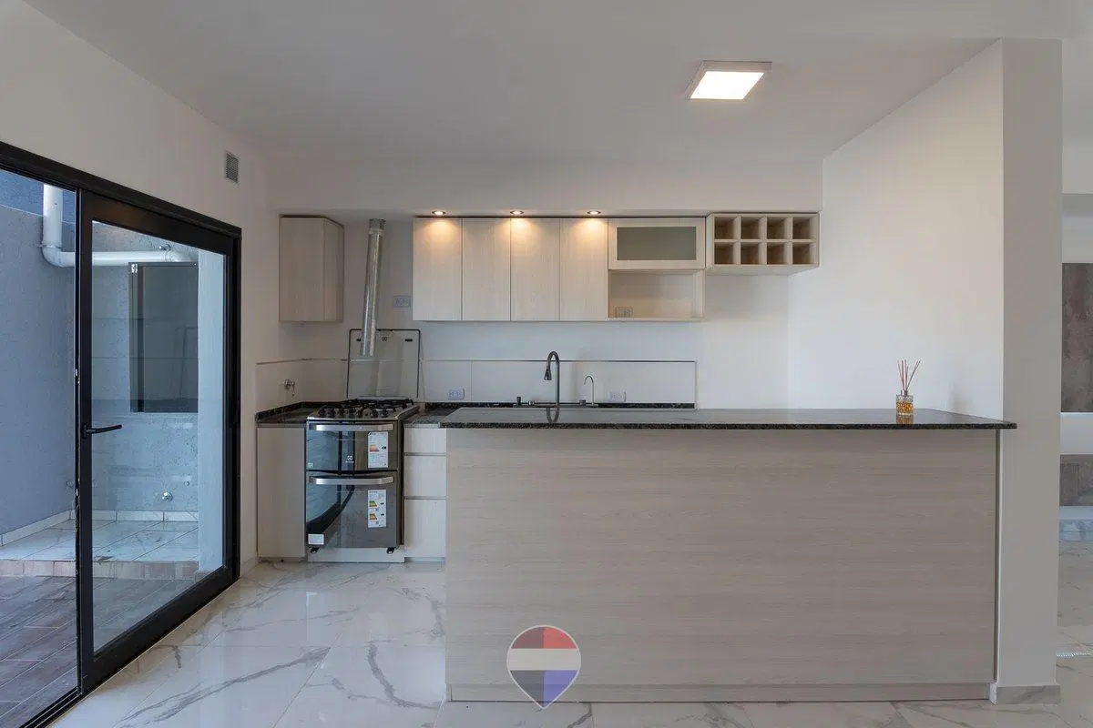 VENTA DUPLEX 3 DORM COCHERA DOBLE DOCTA -CORDOBA 4
