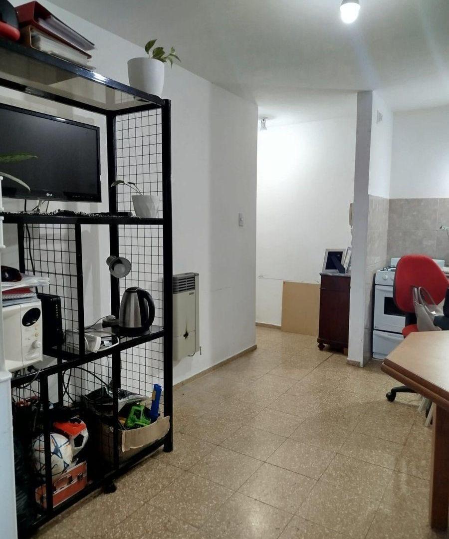 Foto de VENTA DEPARTAMENTO 1 DORMITORIO ALBERDI CÓRDOBA, imagen 2