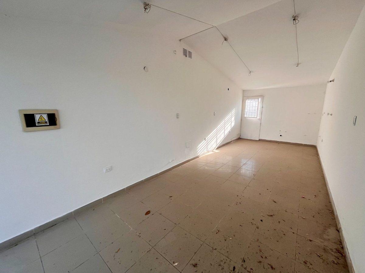 Foto de VENTA 2 LOCALES GASTRONOMICO ZONA VALLE ESCONDIDO, imagen 3