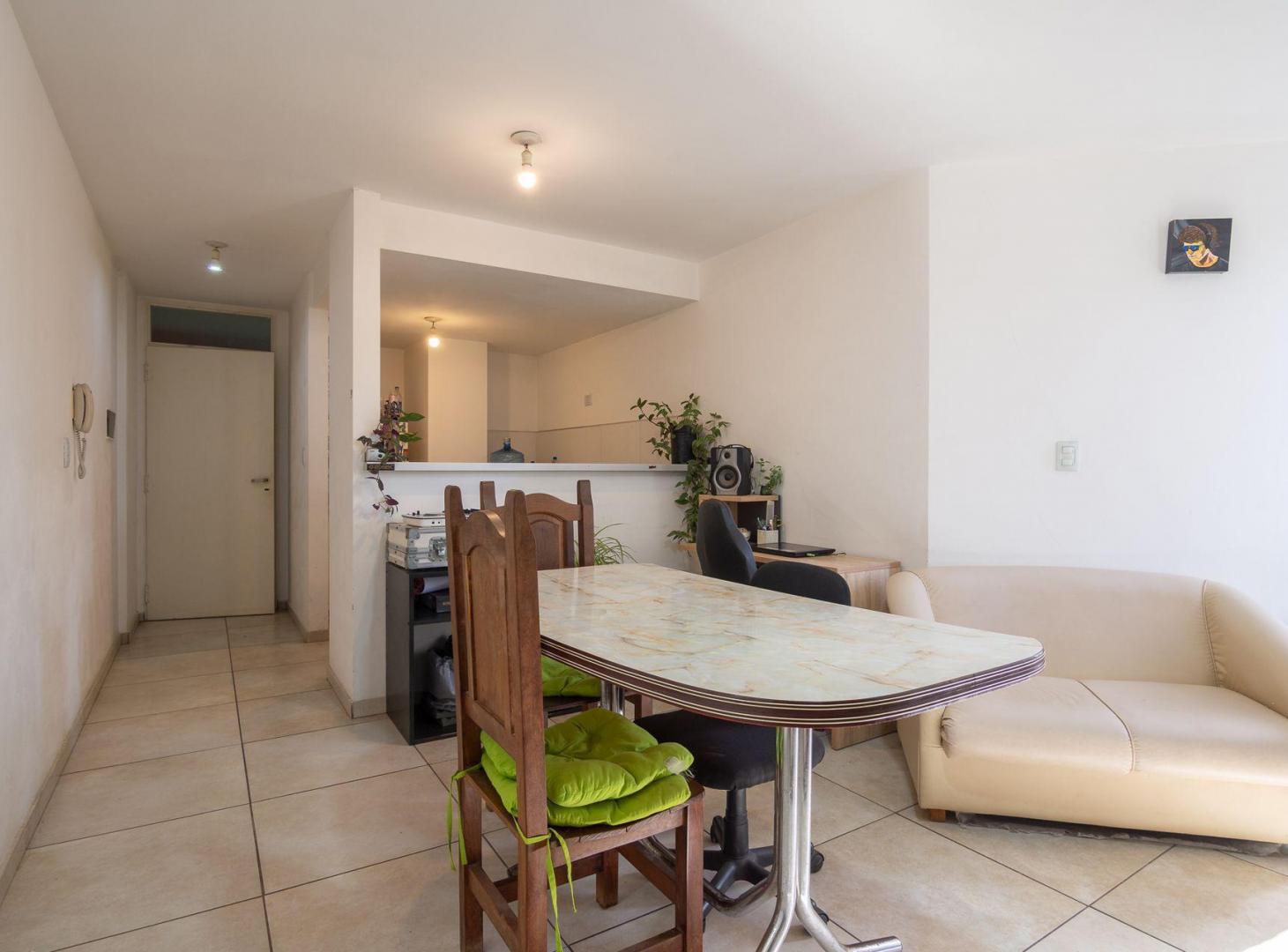 Foto de VENTA DEPARTAMENTO 1 DORMITORIO BARRIO GÛEMES, imagen 1