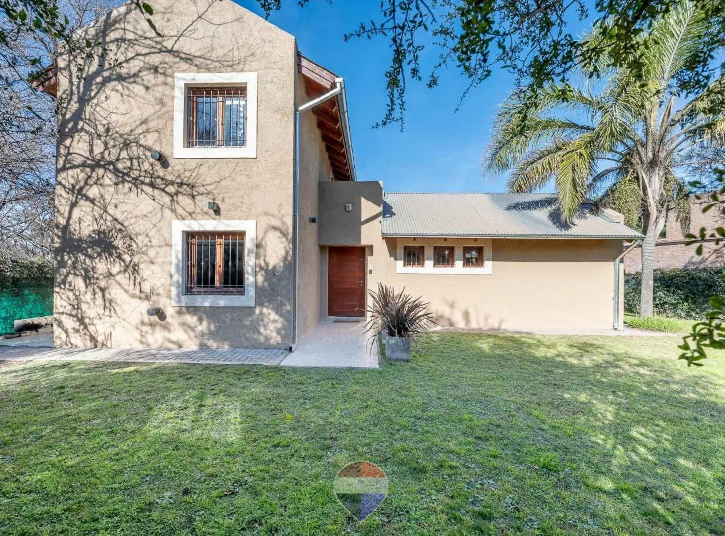 VENTA CASA 3 DORMI CON PILETA MENDIOLAZA GOLF CBA 5