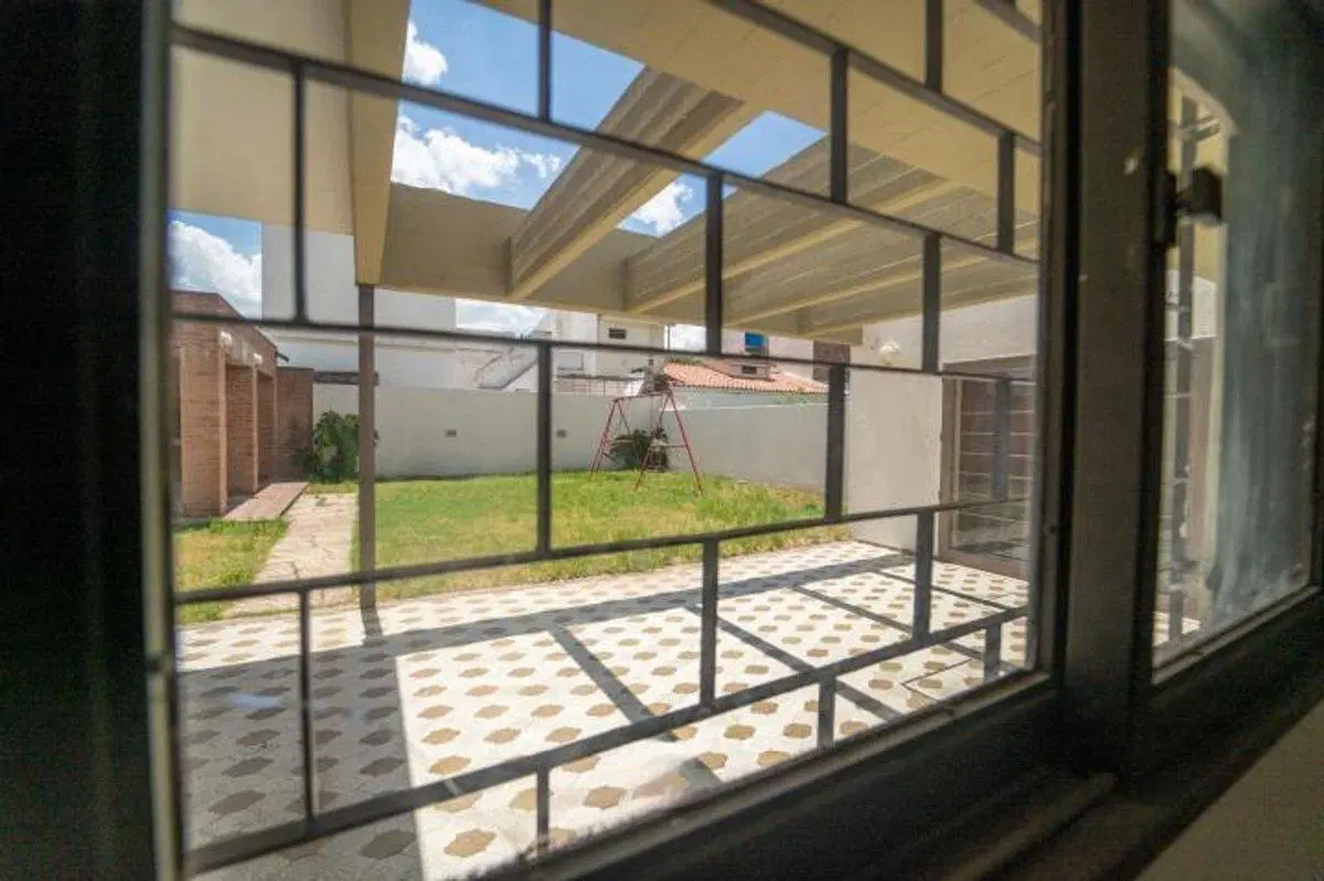 VENTA CASA 5 DORM CON COCHERA BAJO PALERMO 8