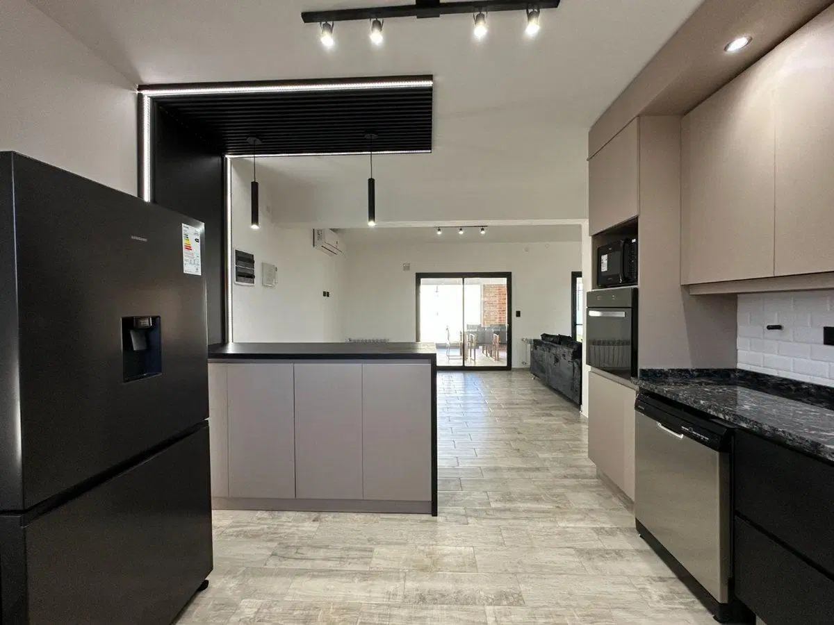 VENTA CASA 4 DOR + PILETA DOCTA 1° ETAPA, CORDOBA 2