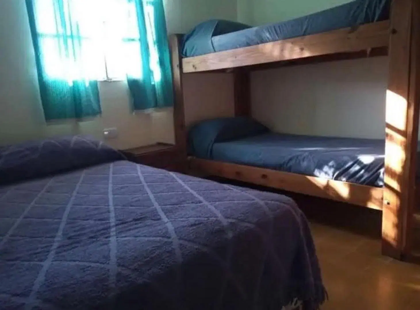 VENTA HOSTERÍA CON PILETA BIALET MASSE PUNILLA CBA 4