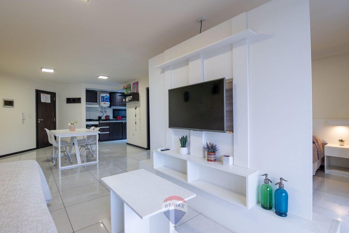 Foto de VENTA DEPARTAMENTO 1 DORM C/ COCHERA CARLOS PAZ, imagen 4