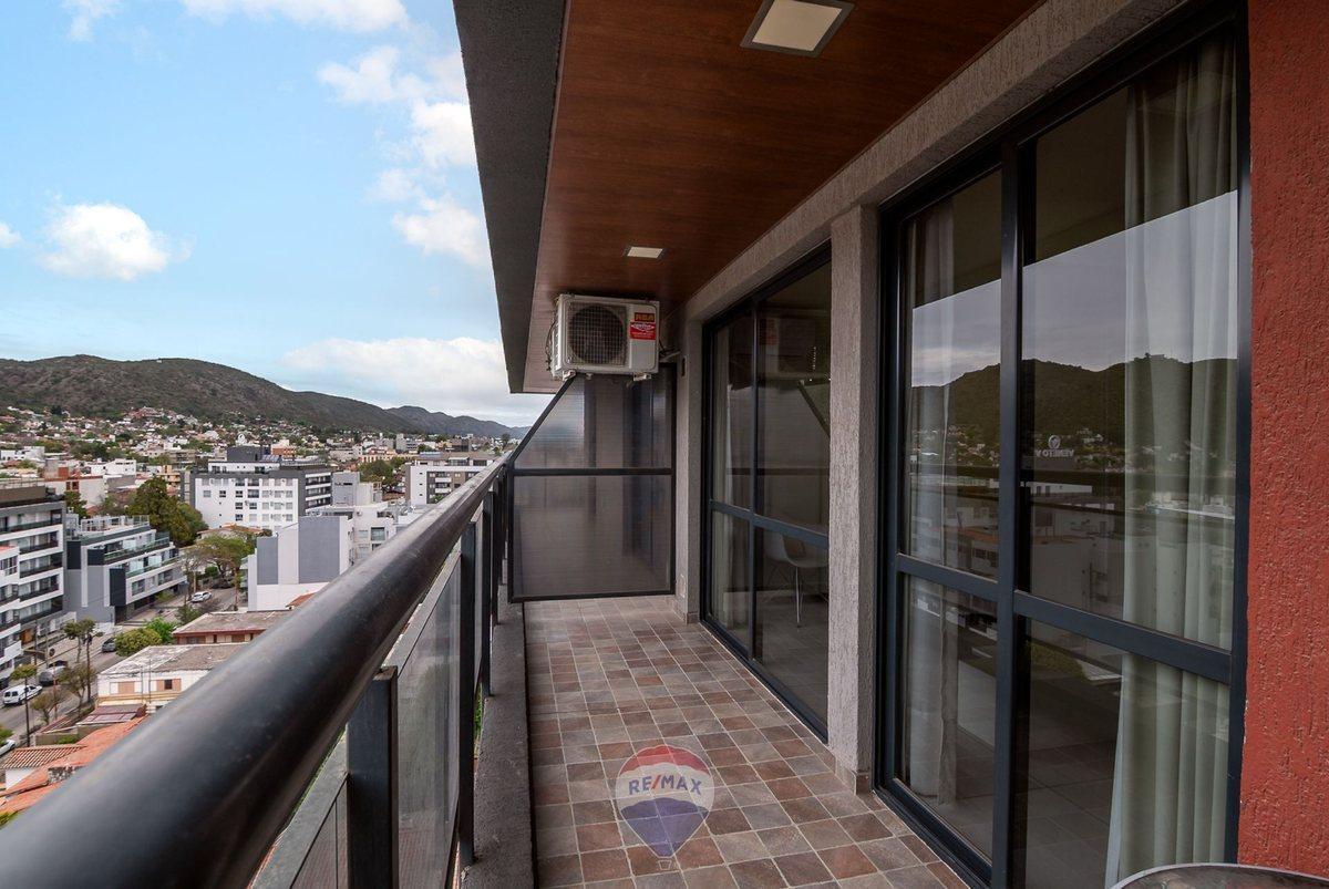 Foto de VENTA DEPARTAMENTO 1 DORM C/ COCHERA CARLOS PAZ, imagen 3