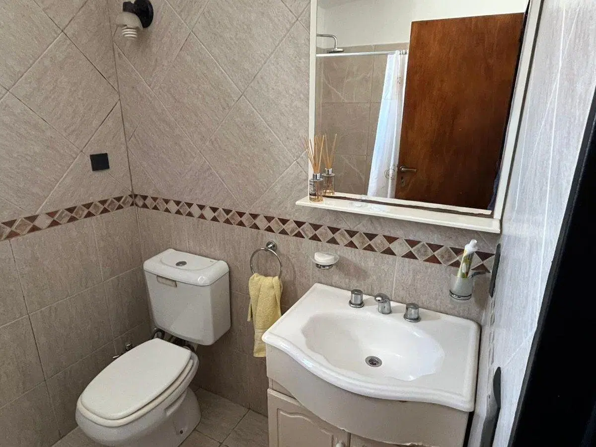 VENTA CASA 4 DORMITORIOS - MATIENZO 8
