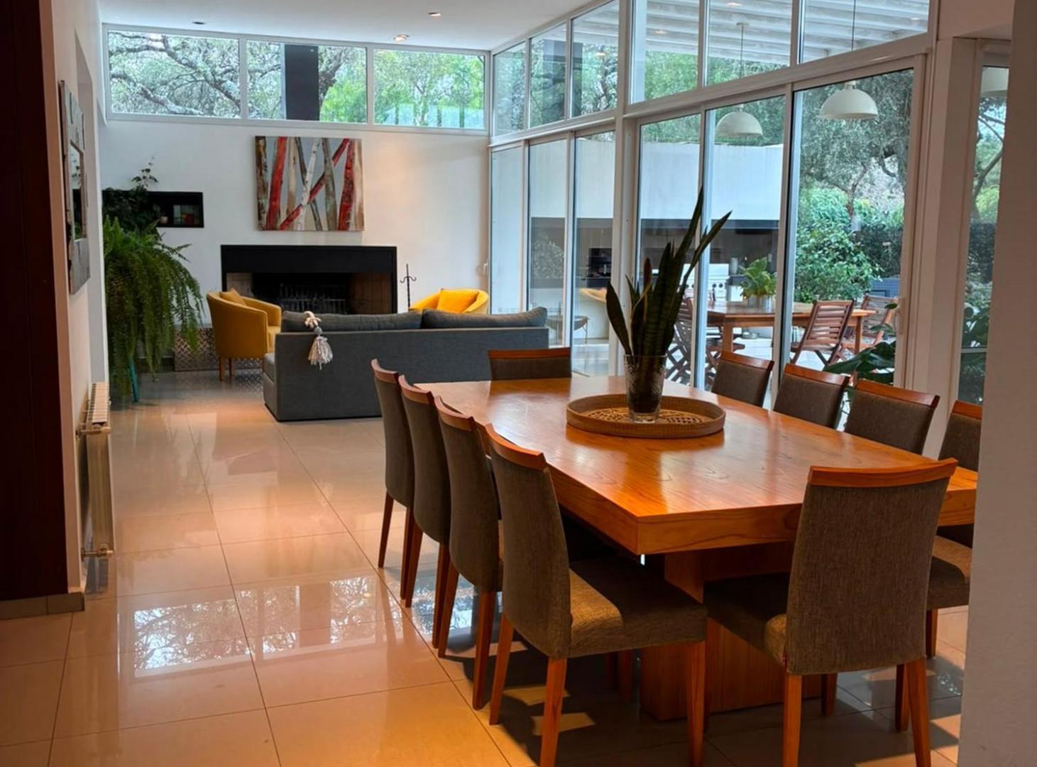Foto de VENTA CASA 4 DORM C/PILETA LA PALOMA VILLA ALLENDE, imagen 4