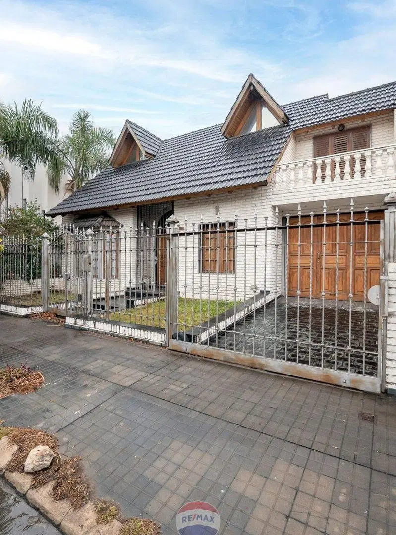 VENTA CASA 4 DORMITORIOS URCA, CORDOBA 1