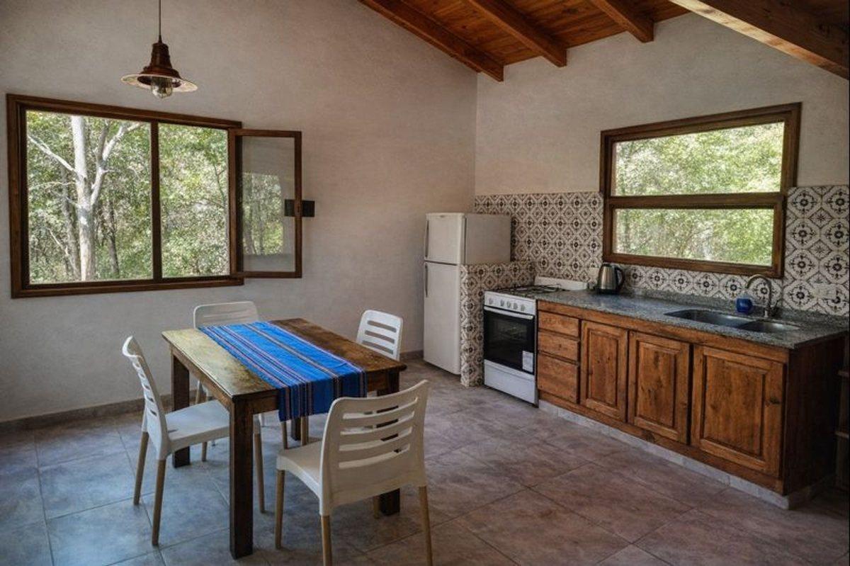 Foto de VENTA 2 CASAS VILLA GENERAL BELGRANO POZO VERDE, imagen 4