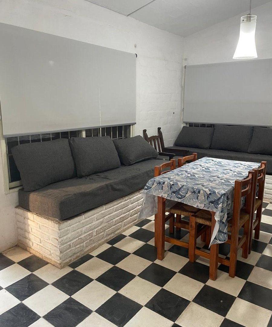 Foto de VENTA CASA 2 DORMITORIOS EN VILLA RUMIPAL CÓRDOBA, imagen 2