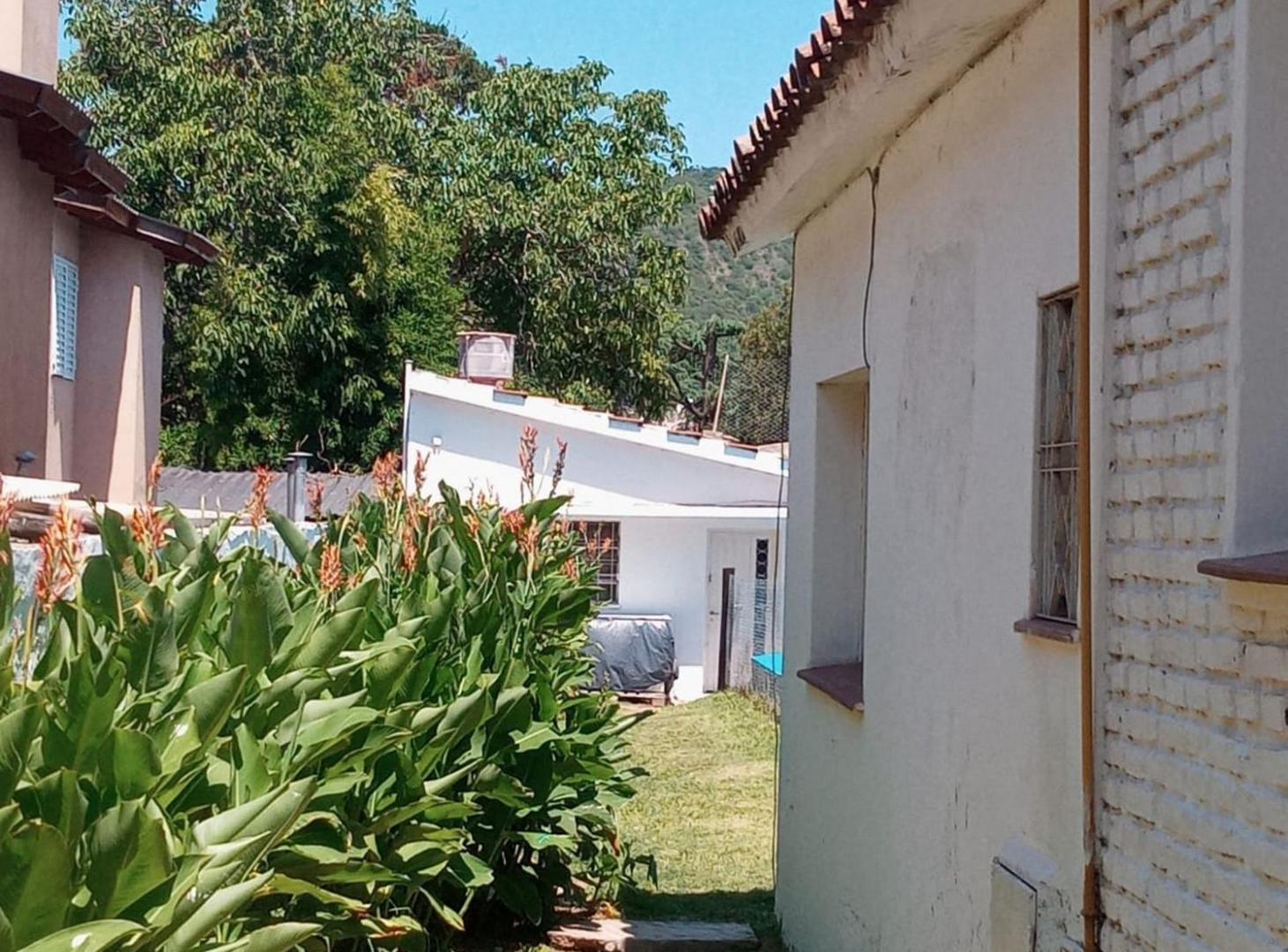 Foto de VENTA 6 DEPARTAMENTOS EN V. CARLOS PAZ CENTRO CBA, imagen 3