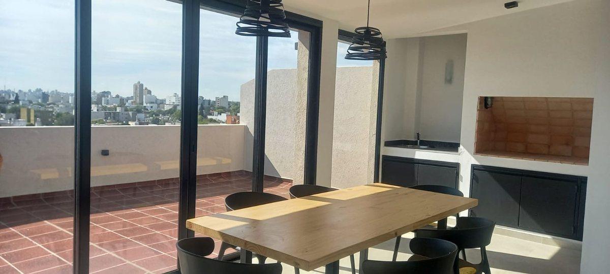 Foto de VENTA DEPTO 1 DORM., ALTO ALBERDI, A ESTRENAR!, imagen 2
