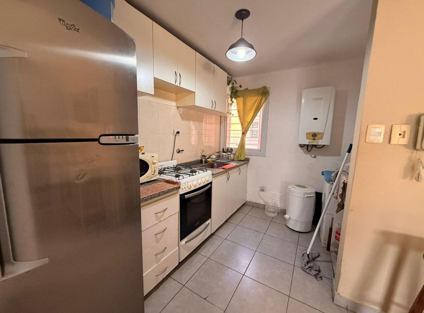 Foto de DEPARTAMENTO EN VENTA 3 DORMITORIOS ALTA CORDOBA, imagen 2