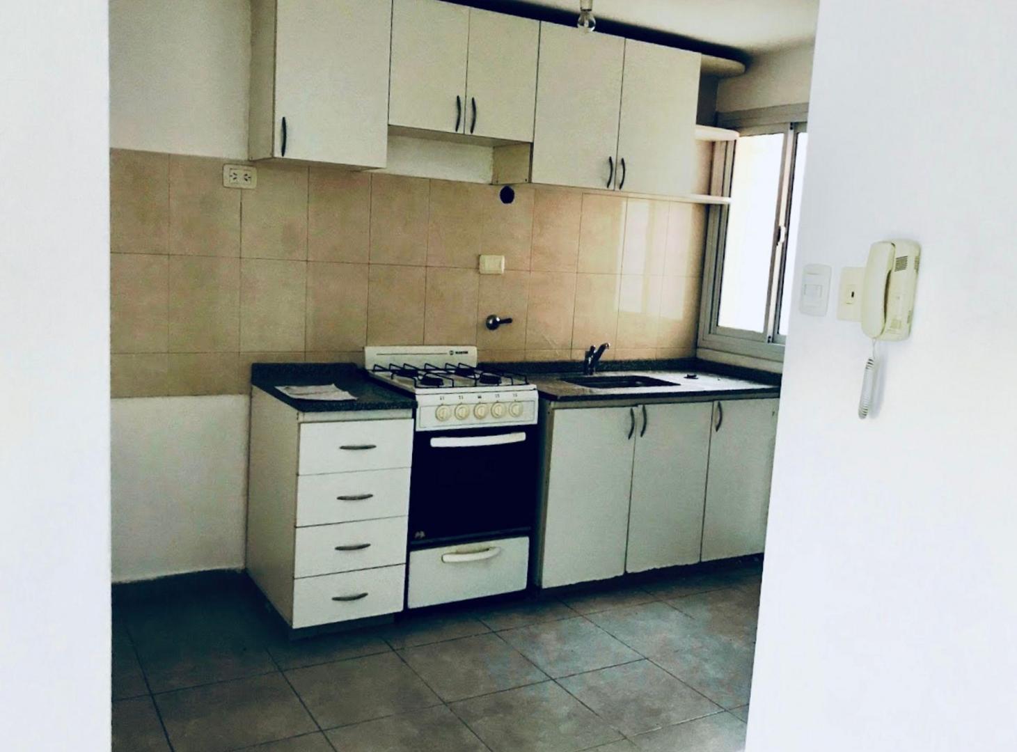 Foto de DEPARTAMENTO EN VENTA DE 3 DORM. EN ALTA CORDOBA, imagen 3