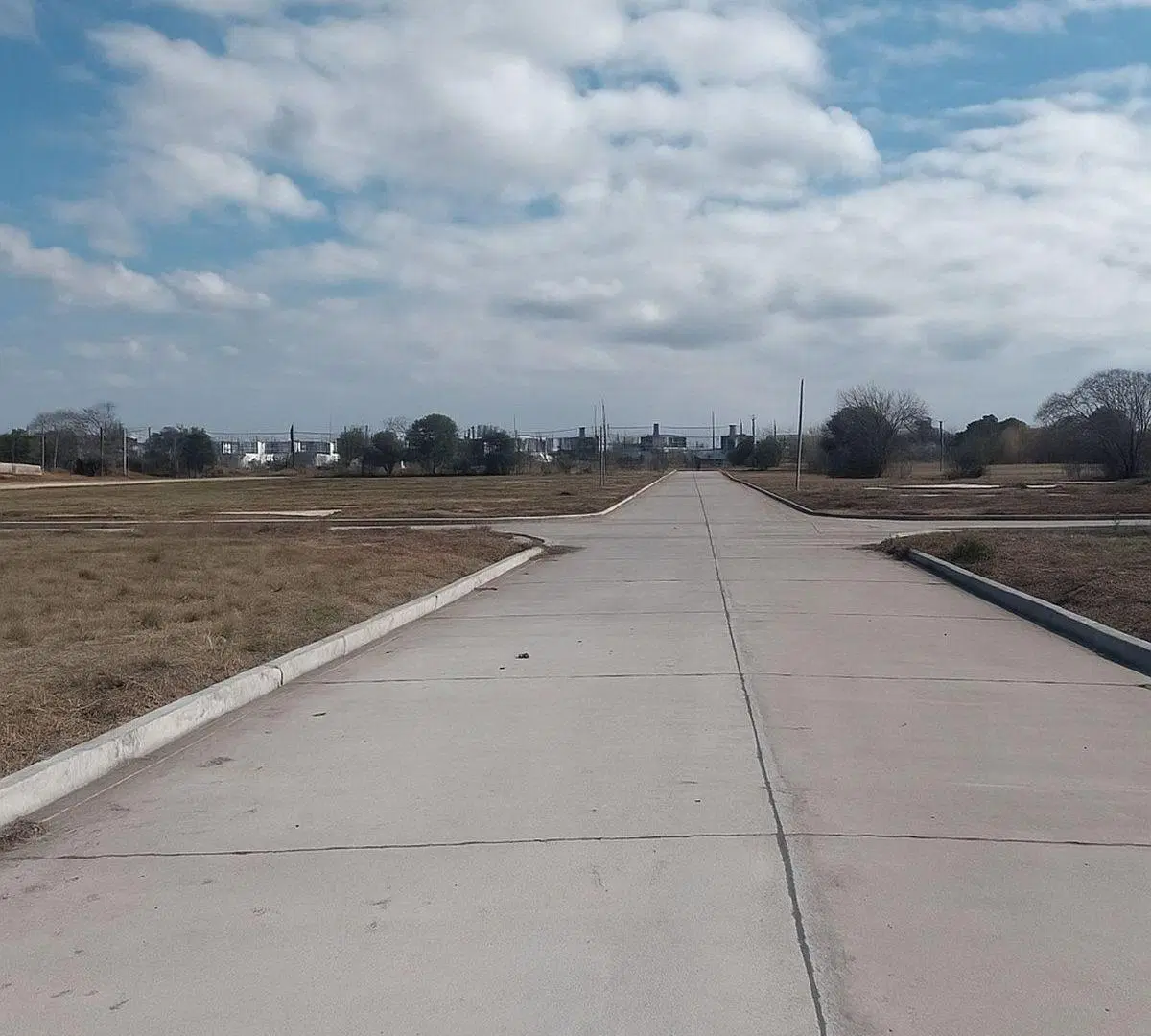 VENDE LOTE 250M2, SOLARES DE RANCAGUA, CORDOBA 3
