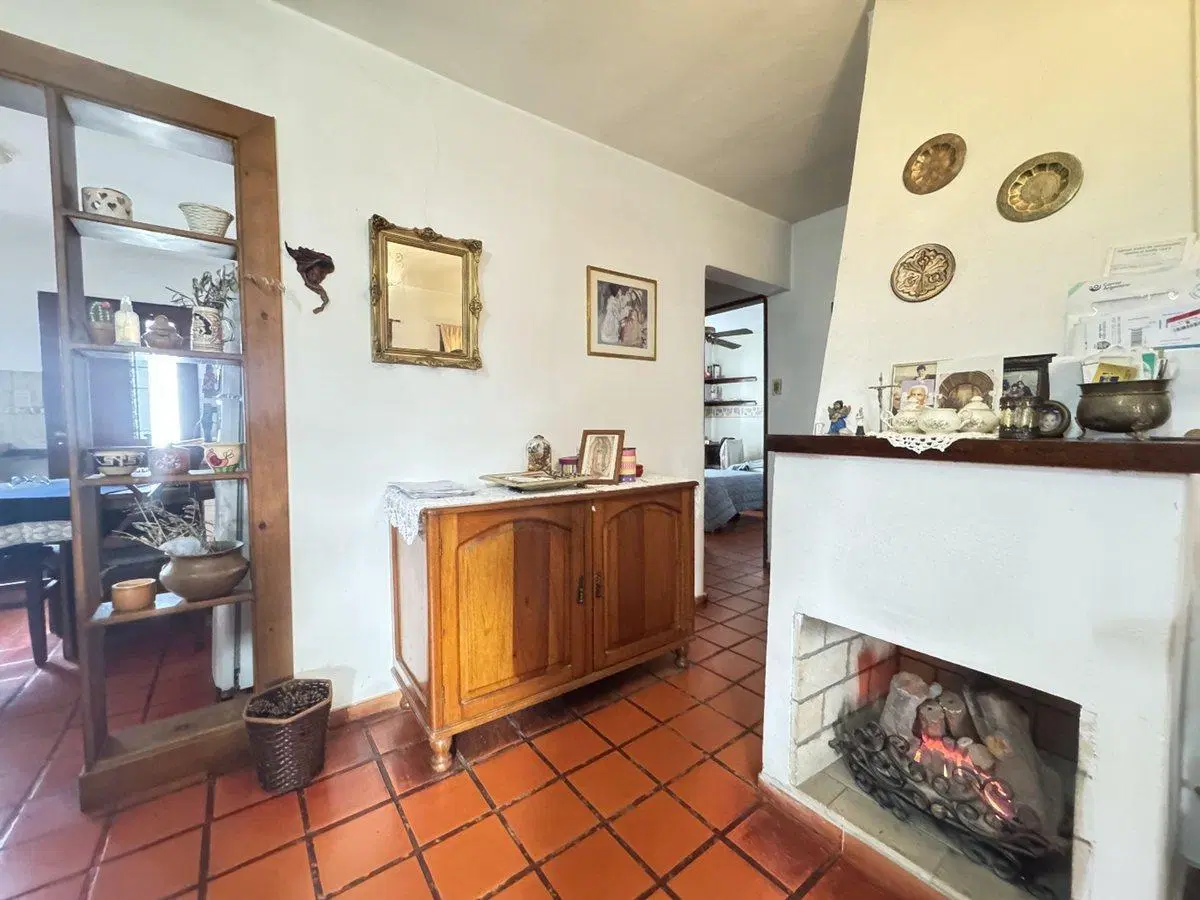 Venta casa dos plantas , Ingresos independientes 5