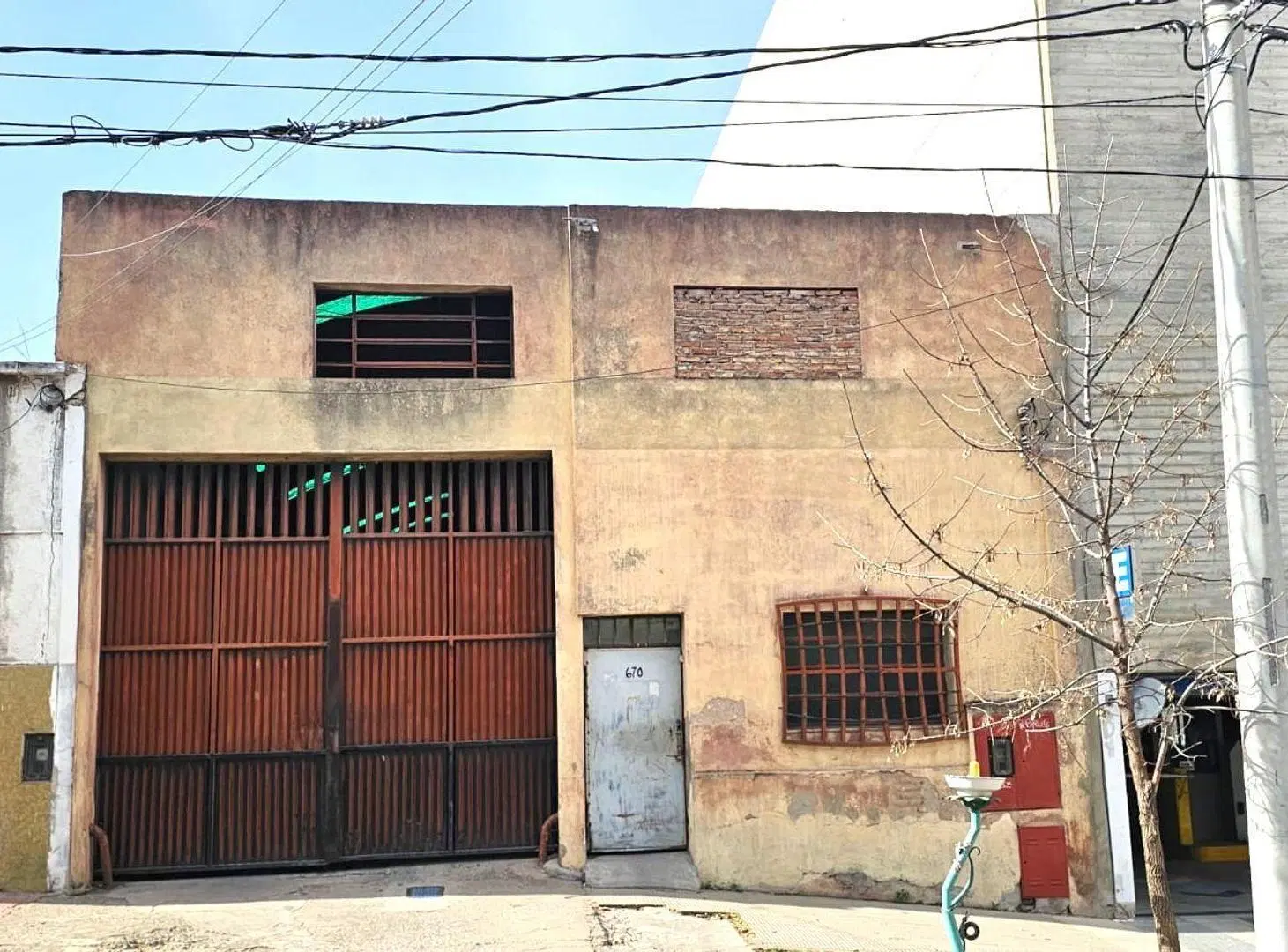 VENTA GALPON/COCHERA 500mts BARRIO GENERAL PAZ CBA 2