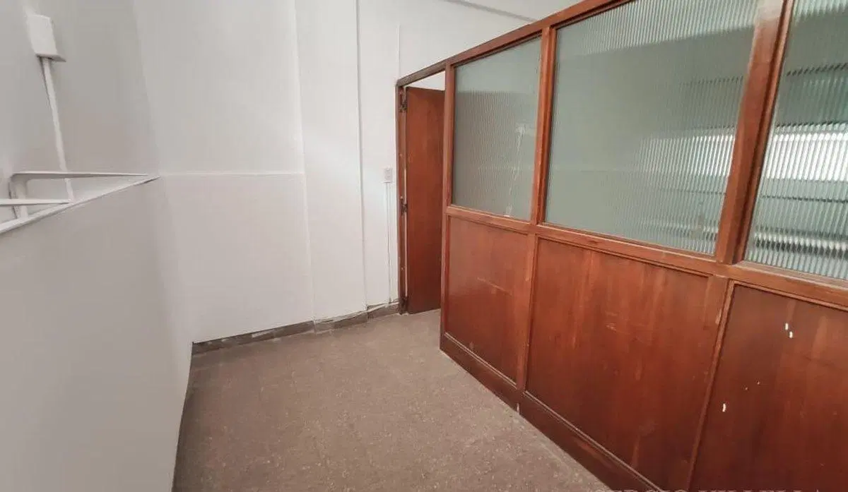 VENTA LOCAL/ OFICINA COMERCIAL BARRIO CENTRO 5