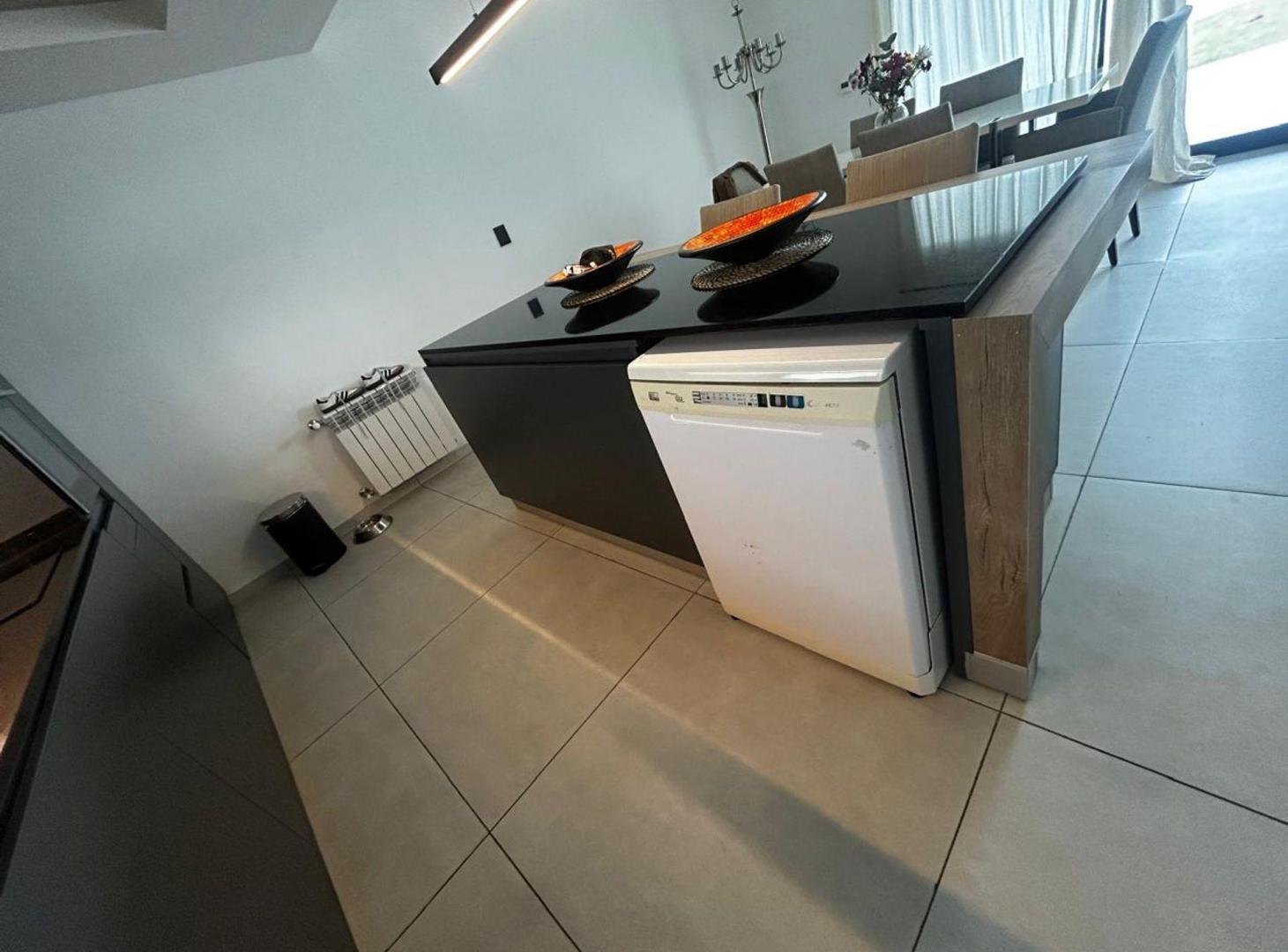 Foto de VENTA DUPLEX 2 DORMITORIOS COMARCA DE ALLENDE CBA, imagen 1