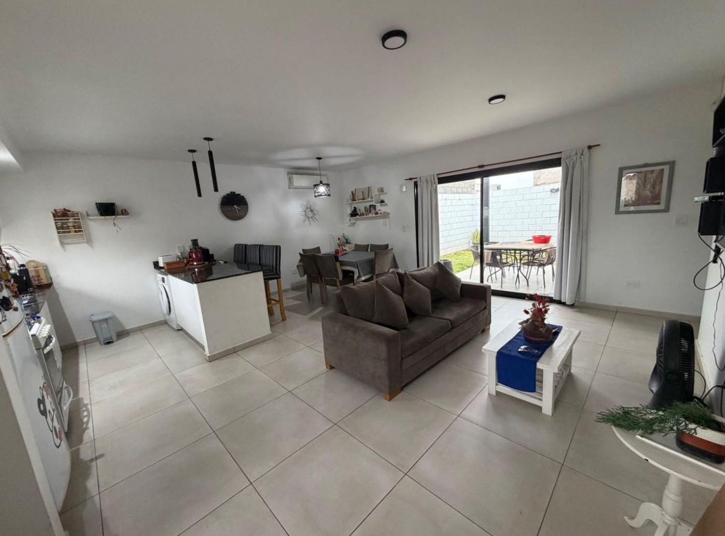 Foto de VENTA DUPLEX 2 DORMITORIOS DOCTA CORDOBA, imagen 1