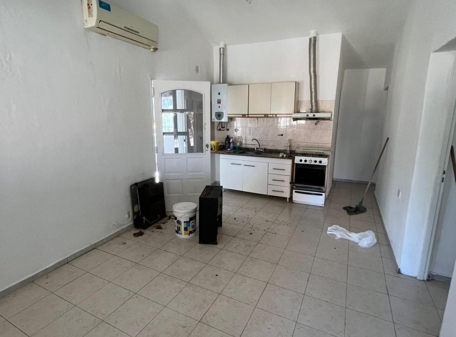 Foto de VENTA CASA 2 DORMITORIOS B 16 DE NOVIEMBRE CÓRDOBA, imagen 5