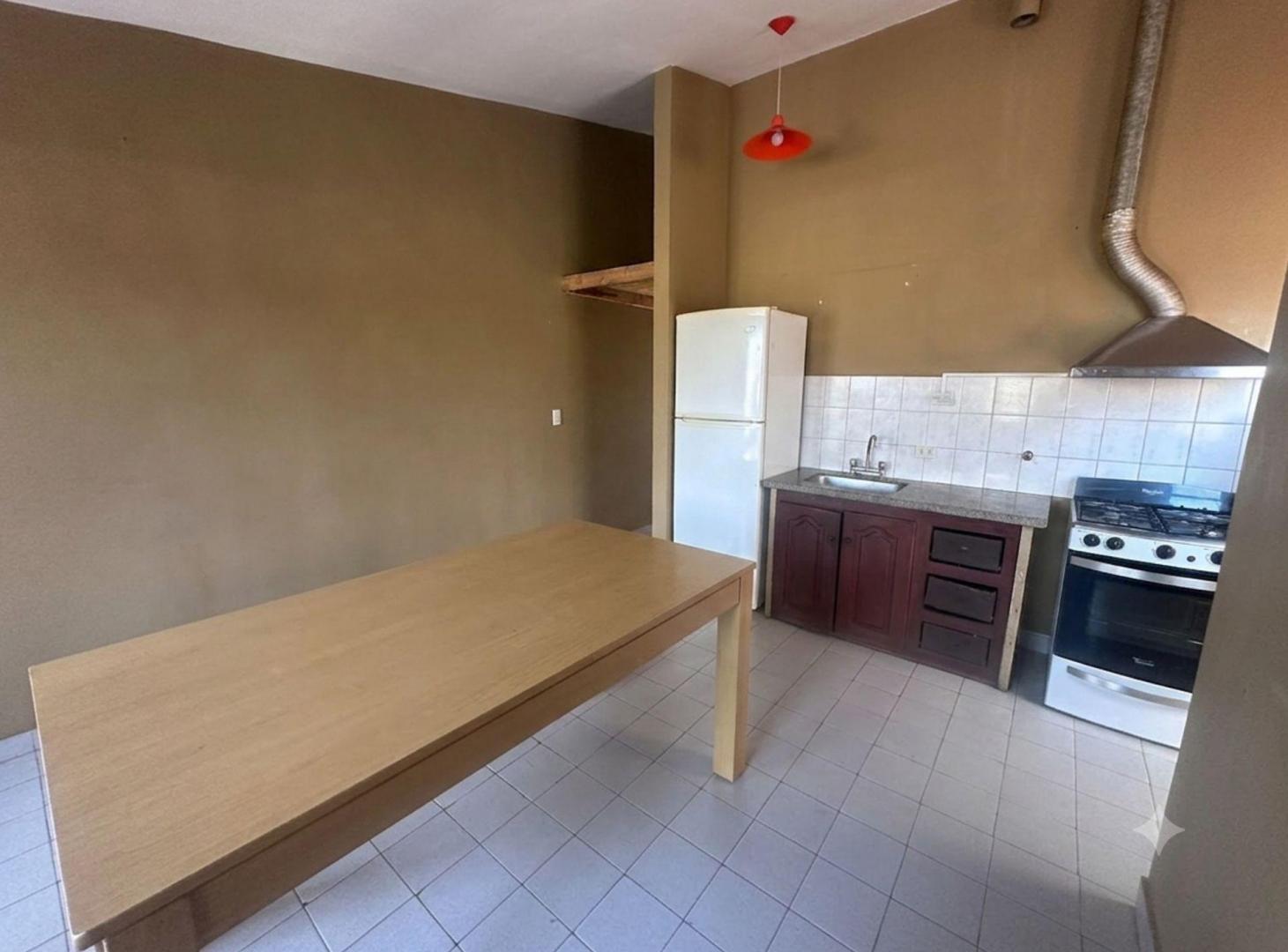 Foto de VENTA CASA 3 DORMITORIOS BOWER CÓRODBA, imagen 2