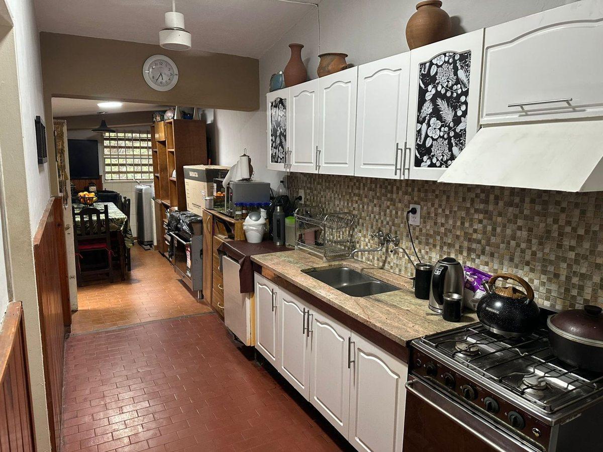 Foto de VENTA CASA APTA CREDITO HIPOTECARIO Bº PUEYRREDON, imagen 5