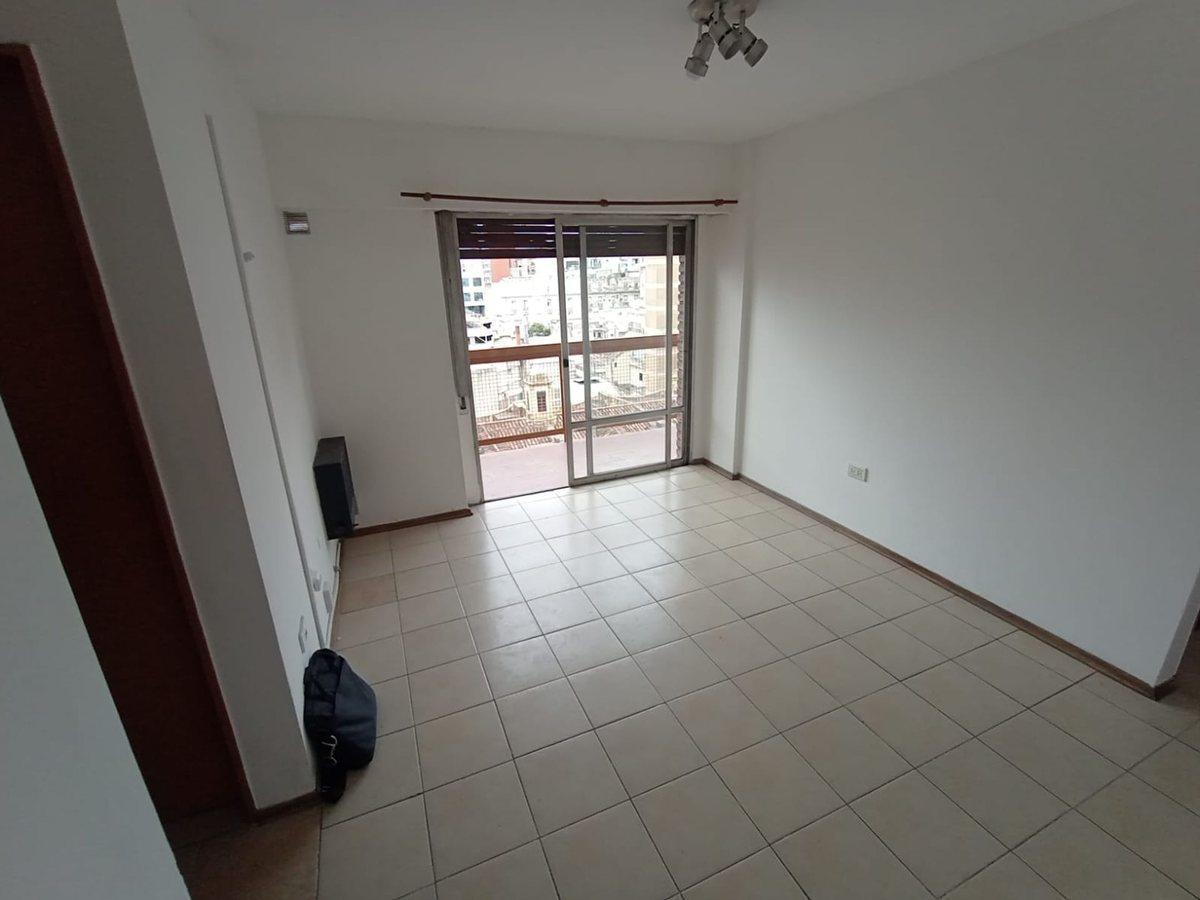 Foto de VENTA DEPARTAMENTO 1 DORMI CENTRO CBA C/BALCON, imagen 5