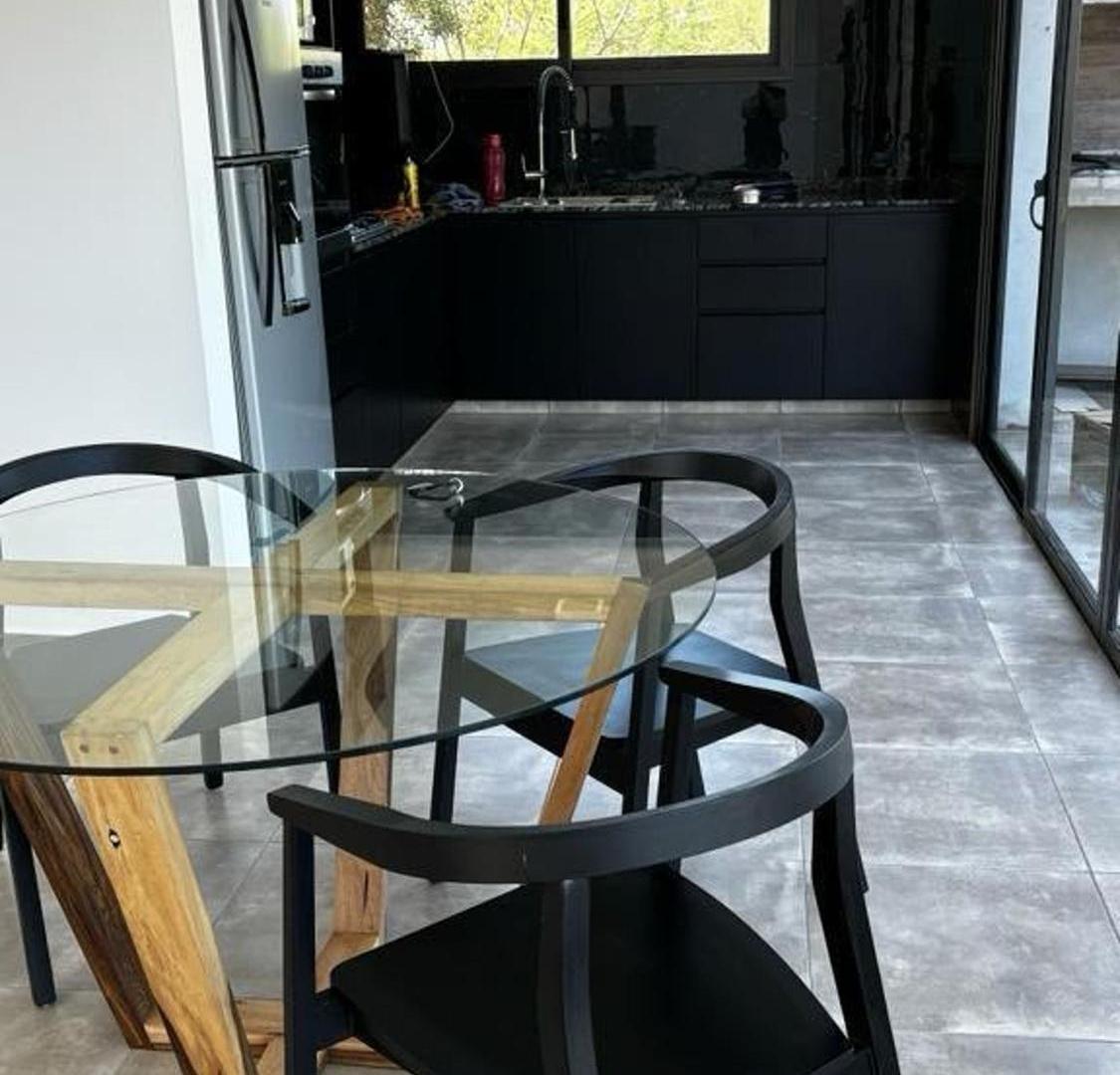 Foto de VENTA CASA 2 DORMITORIOS PILETA LA GRANJA CÓRDOBA, imagen 4