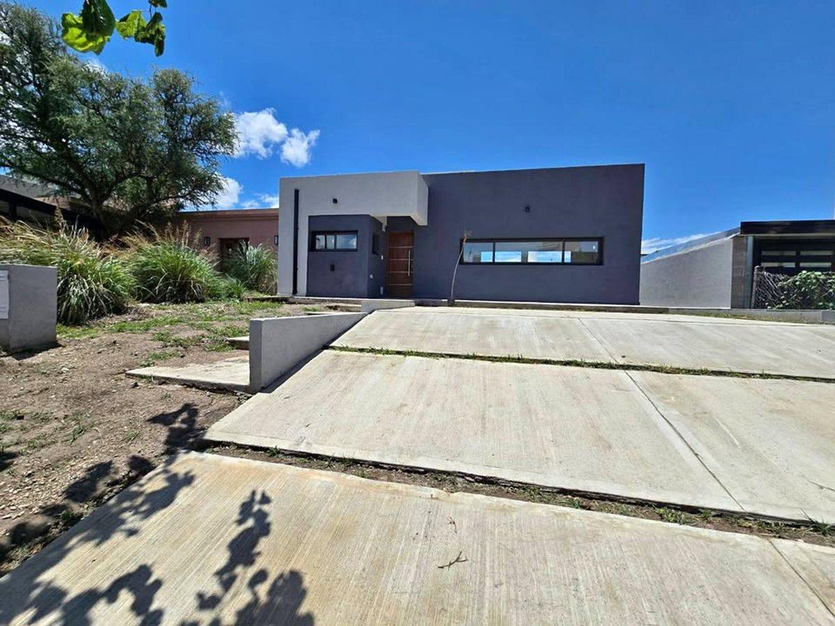 Foto de VENTA CAASA 3 DORMITORIOS, TEJAS 4, CORDOBA, imagen 5