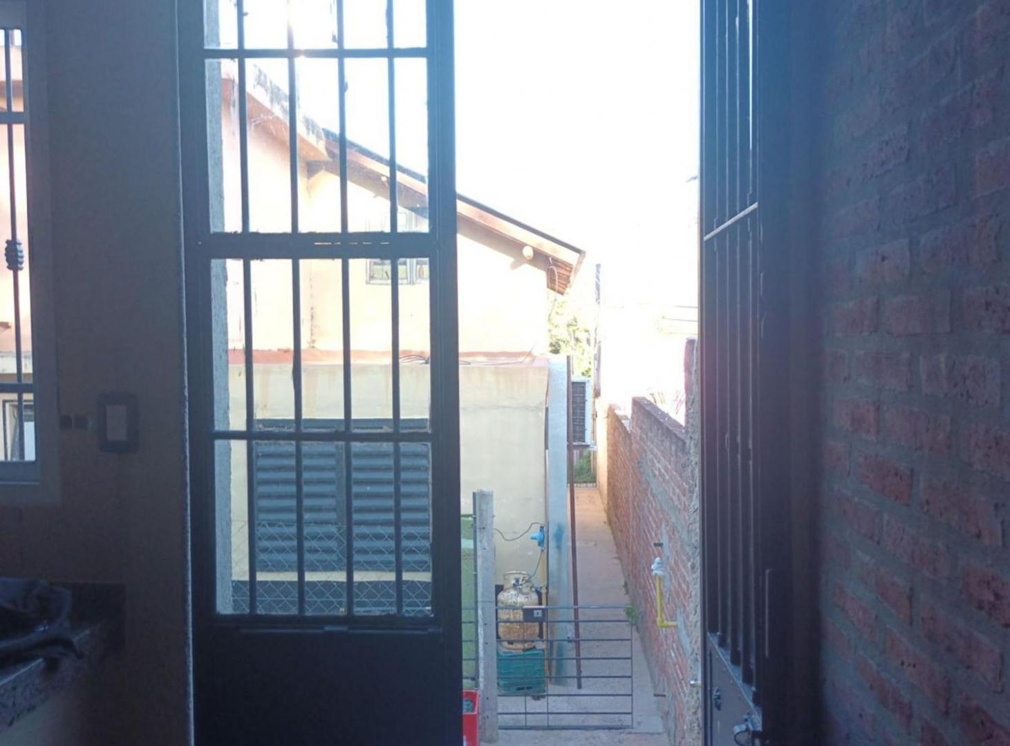 Foto de VENTA CASA CON DEPARTAMENTO COSQUIN CORDOBA, imagen 4