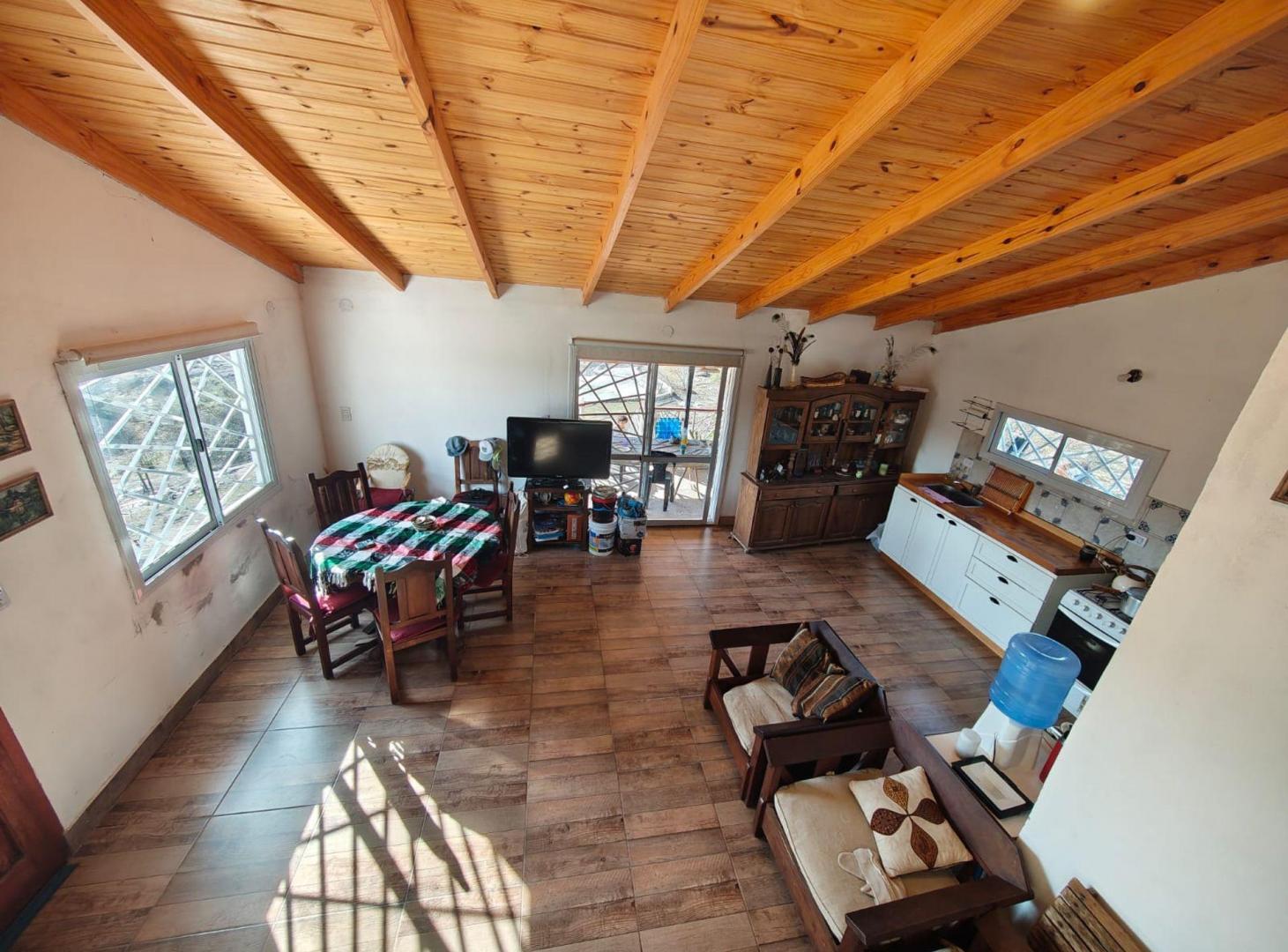 Foto de VENTA CASA 2 DORM C/ PILETA FLOR SERRANA TANTI CBA, imagen 1