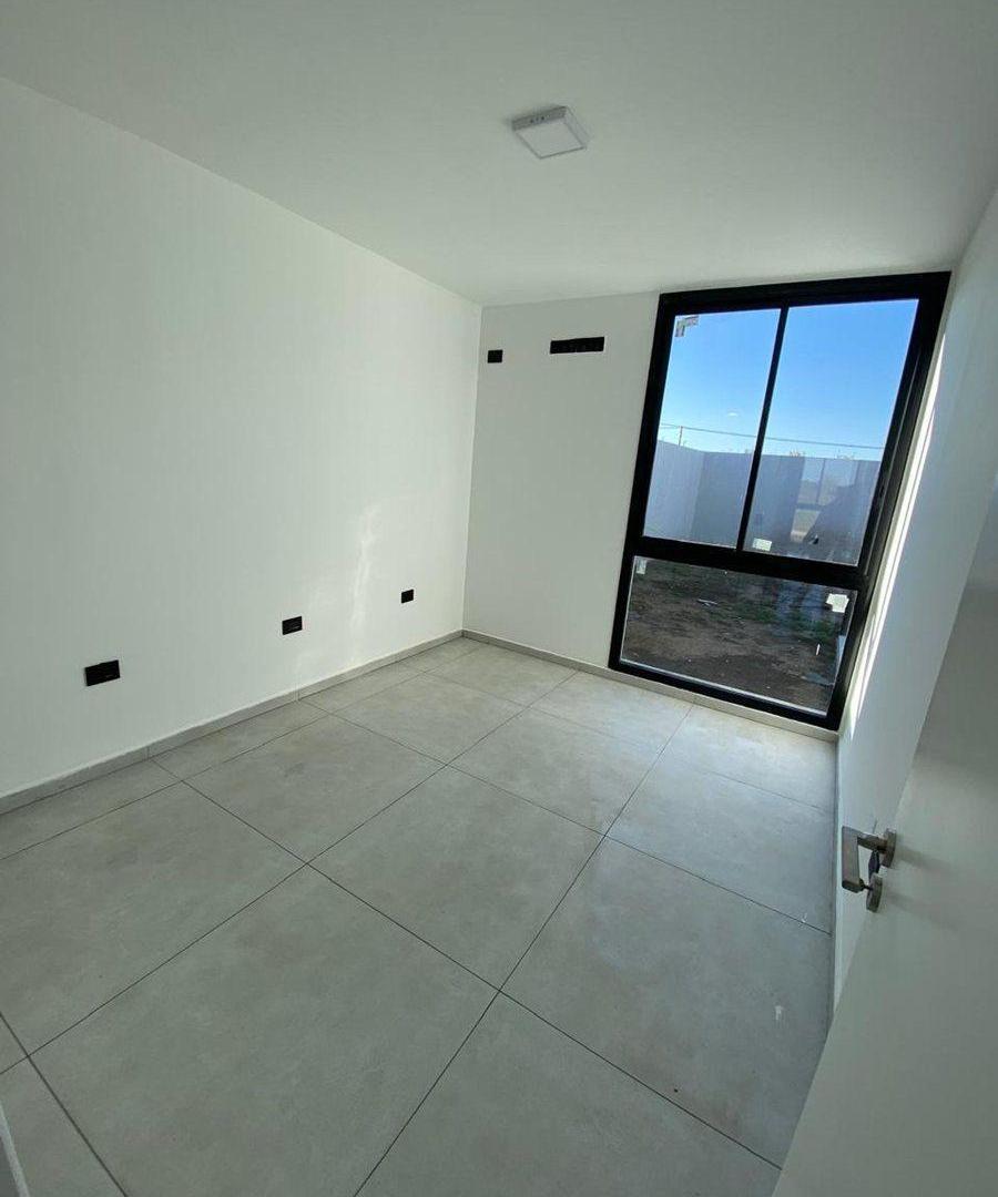 Foto de VENTA CASA 2 DORMITORIOS DOCTA CORDOBA, imagen 4