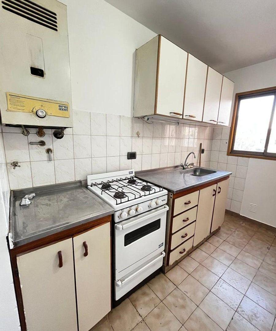 Foto de VENTA DEPARTAMENTO 1 DORMITORIO ALTO ALBERDI, imagen 2