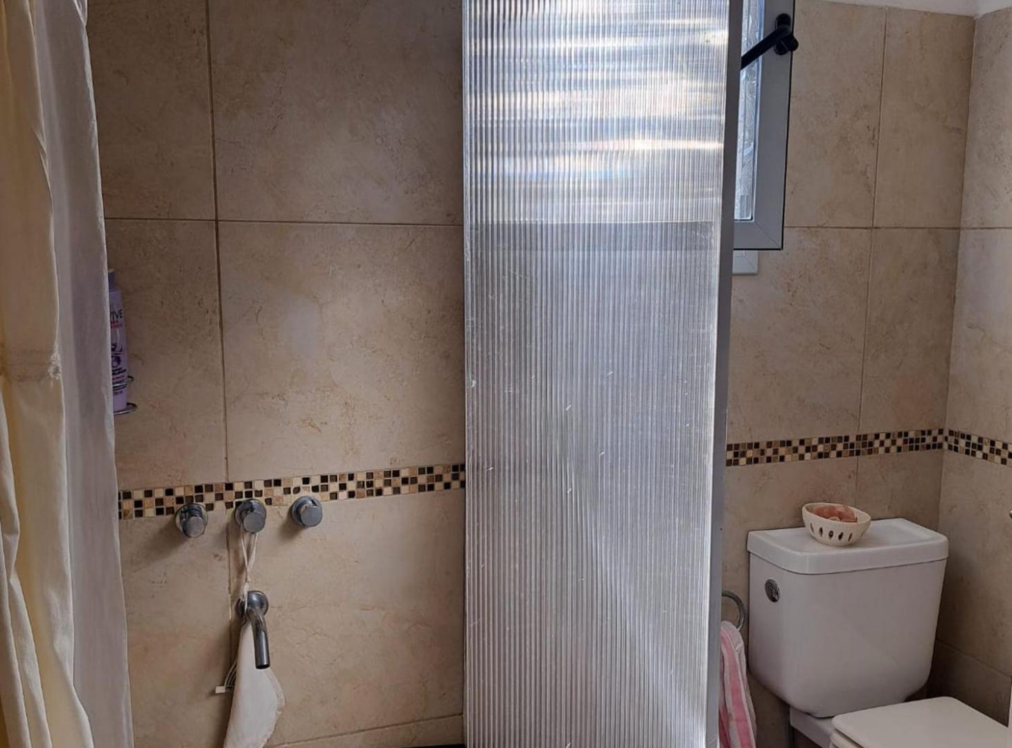 Foto de VENTA DUPLEX EN CHACRA DEL NORTE, 3 DOR C/COCHERA, imagen 2