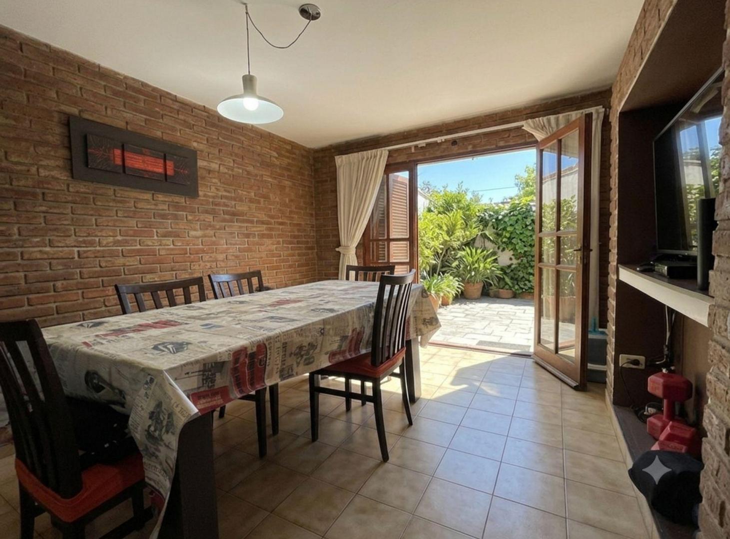 Foto de VENTA CASA APTA A CREDITO LOMAS DE SAN MARTIN, imagen 2