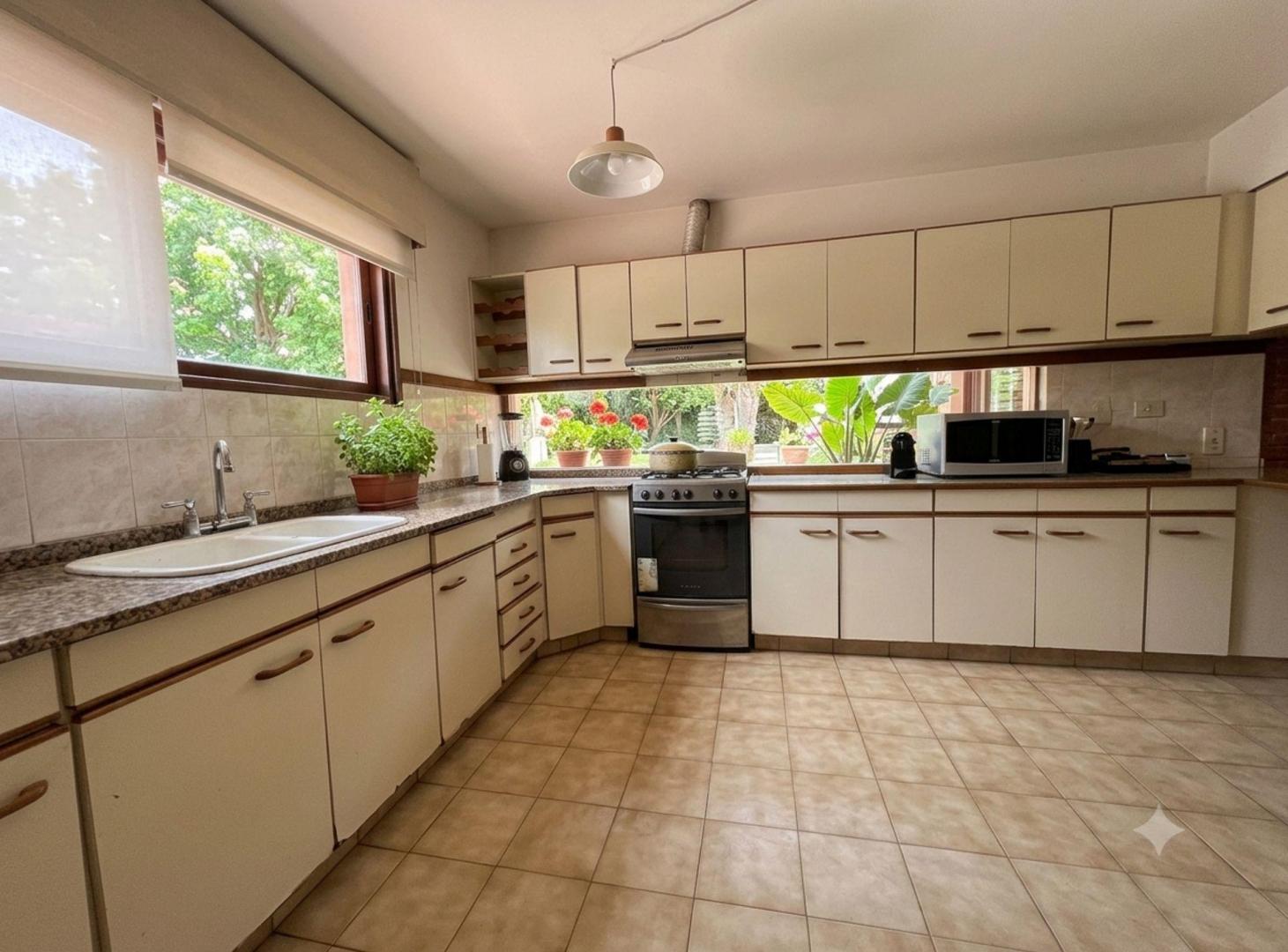 Foto de VENTA CASA APTA A CREDITO LOMAS DE SAN MARTIN, imagen 4