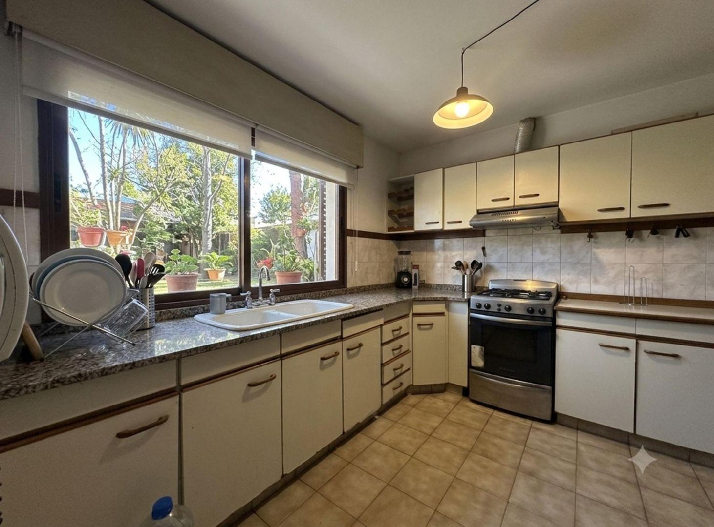 Foto de VENTA CASA APTA A CREDITO LOMAS DE SAN MARTIN, imagen 1