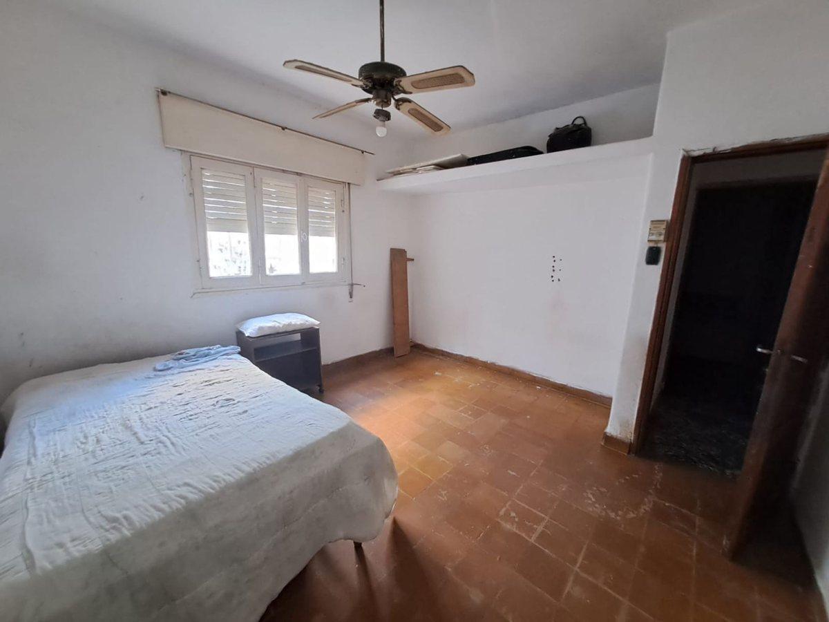 Foto de VENTA CASA PH 2 DORM A REFACCIONAR ALTO ALBERDI, imagen 2