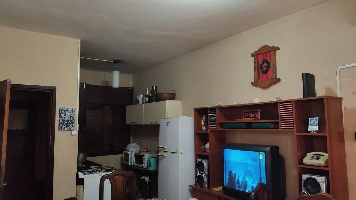 Foto de VENTA CASA 2 DORMITORIOS + GALPON LOS PARAISOS cba, imagen 3