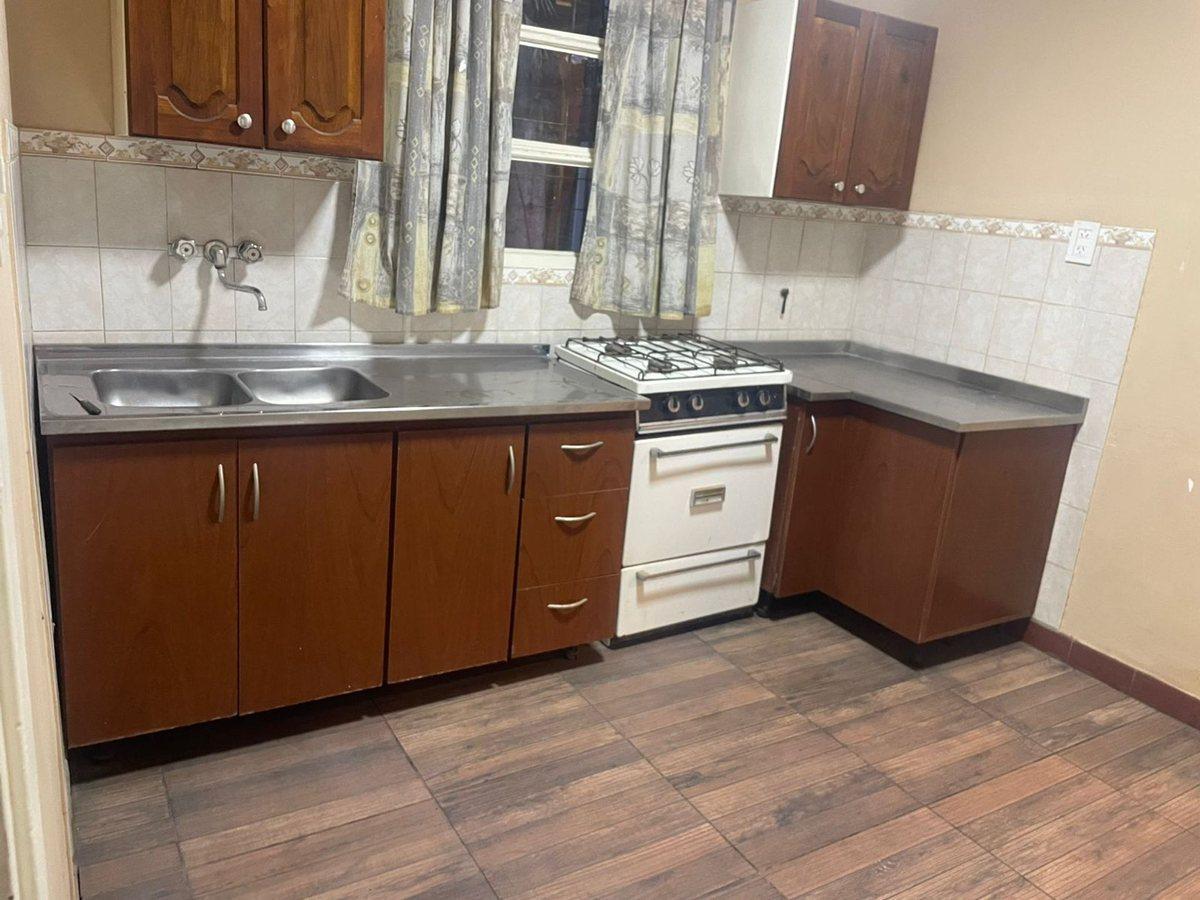 Foto de VENTA CASA 2 DORMI ALBERDI, imagen 3