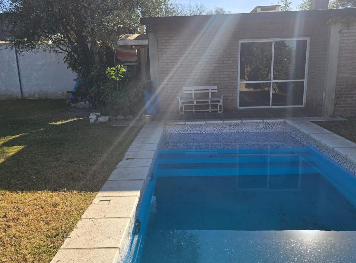 Foto de VENTA CASA Vº BELGRANO C PILETA 4 DORM CORDOBA, imagen 5