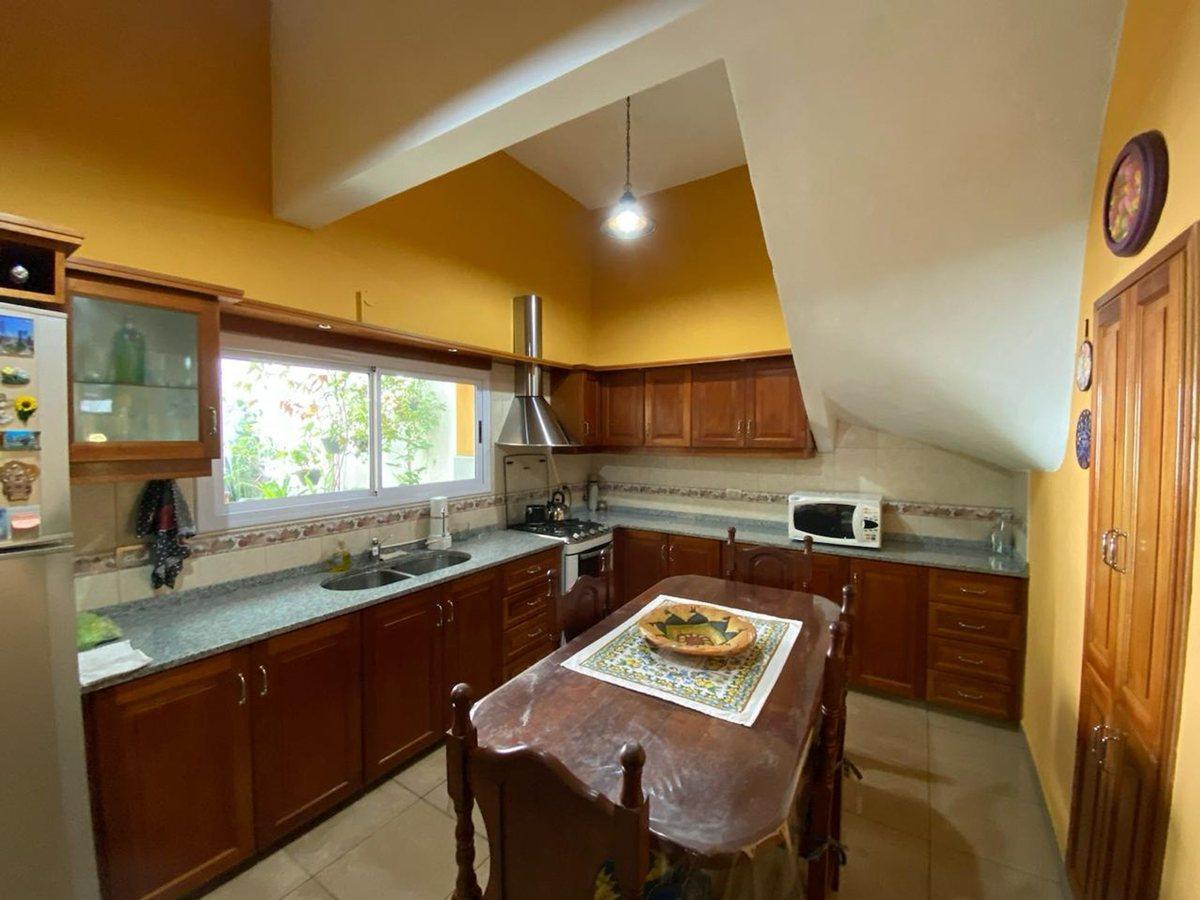 Foto de CASA VENTA 4 DORM. B°PUEYRREDON cba cap APTO CRED, imagen 1