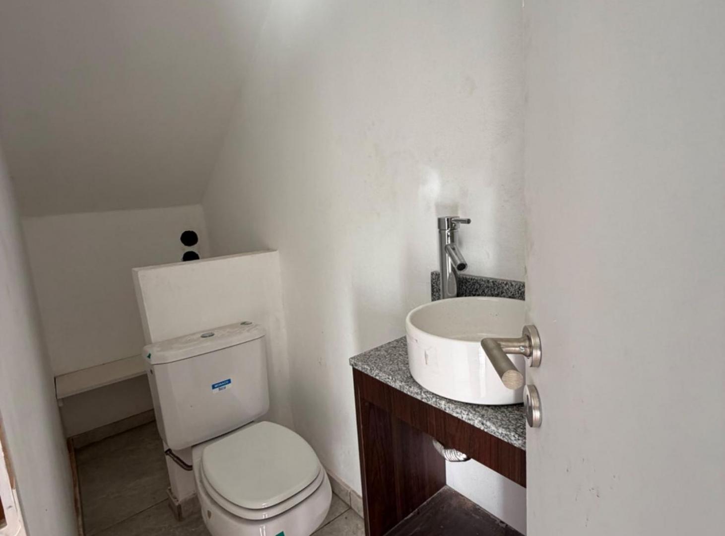 Foto de VENTA DUPLEX 2 DORM B CERRARDO VILLA ALLENDE CBA, imagen 3