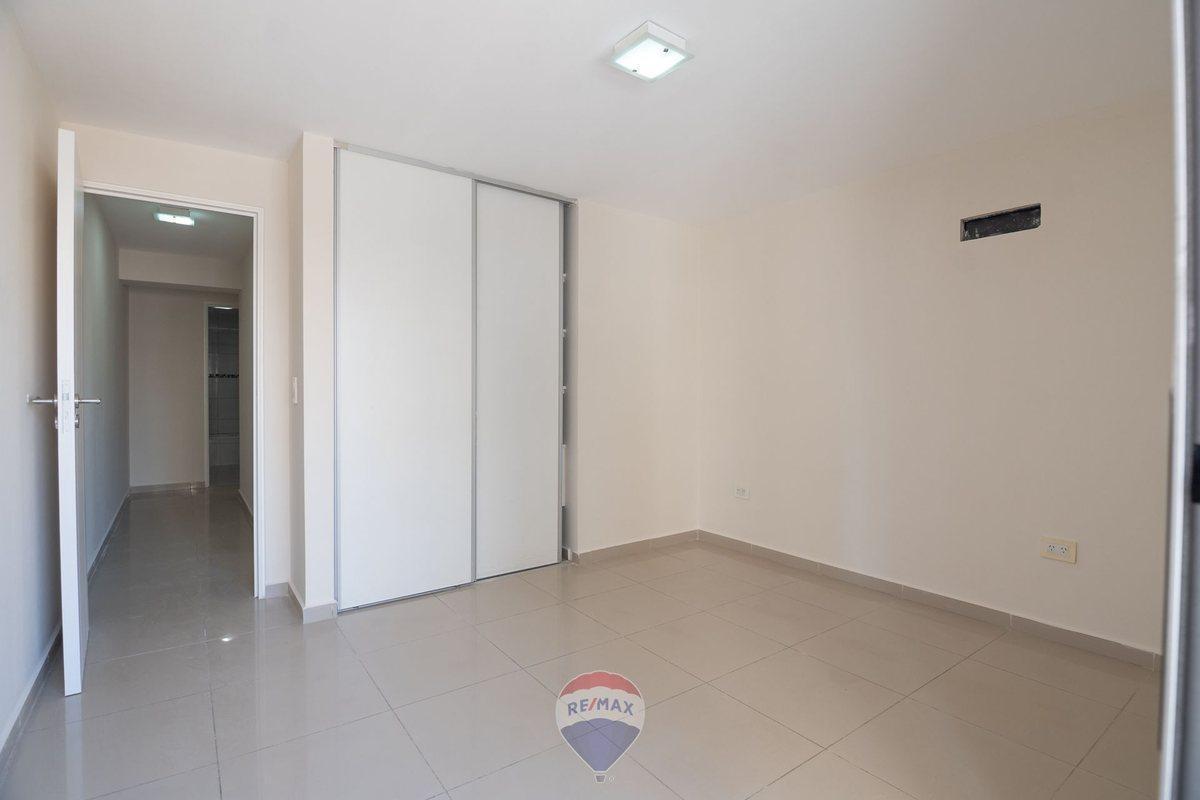 Foto de VENTA DPTO DOS DORMITORIOS DOS BALCONES CENTRO CBA, imagen 5