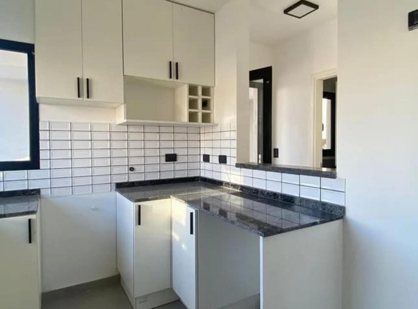 Foto de VENDE DUPLEX EN DOCTA 2 DORMITORIOS MAS ESCRITORIO, imagen 3
