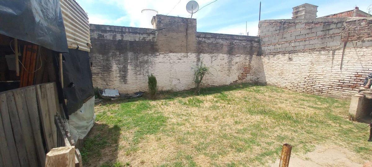 Foto de VENTA CASA 3 DORMITORIOS- CENTRO AMERICA CORDOBA, imagen 4